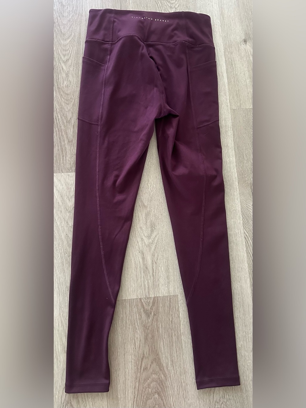 Women’s 3 Victoria’s Secret Leggings Size 8 Medium Leopard Print/Solid Burgundy - Picture 12 of 14